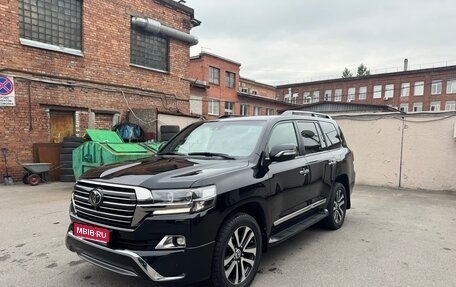 Toyota Land Cruiser 200, 2016 год, 6 350 000 рублей, 1 фотография