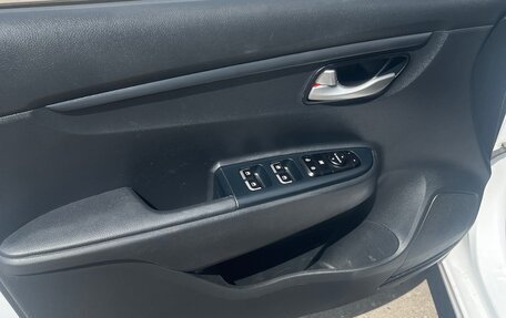 KIA Rio IV, 2021 год, 1 190 000 рублей, 8 фотография