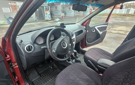 Renault Logan I, 2011 год, 540 000 рублей, 2 фотография
