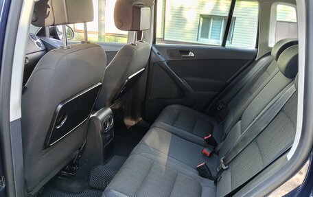 Volkswagen Tiguan I, 2011 год, 850 000 рублей, 3 фотография