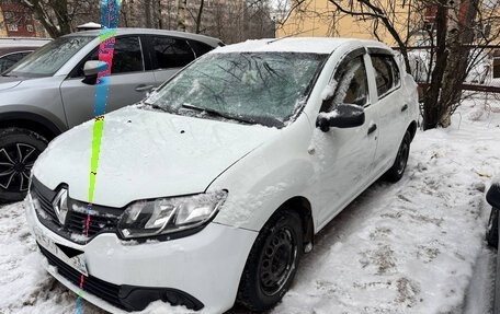 Renault Logan II, 2017 год, 390 000 рублей, 4 фотография