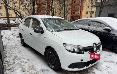 Renault Logan II, 2017 год, 390 000 рублей, 5 фотография