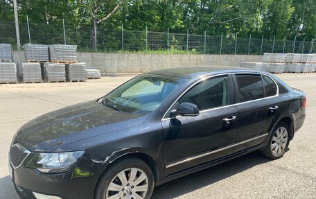 Skoda Superb III рестайлинг, 2013 год, 890 000 рублей, 2 фотография