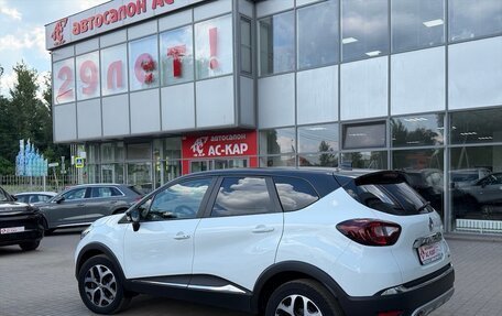 Renault Kaptur I рестайлинг, 2021 год, 1 870 000 рублей, 3 фотография