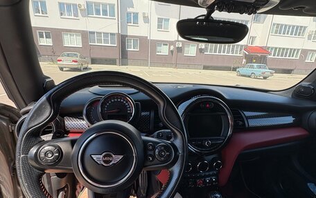 MINI Hatch, 2016 год, 2 200 000 рублей, 9 фотография