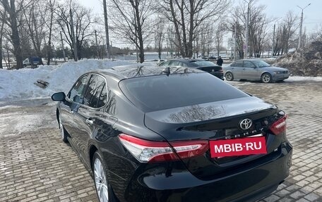 Toyota Camry, 2021 год, 3 000 000 рублей, 5 фотография