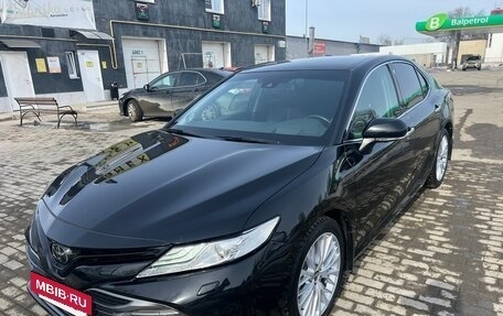 Toyota Camry, 2021 год, 3 000 000 рублей, 4 фотография