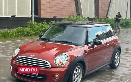 MINI Hatch, 2013 год, 890 000 рублей, 2 фотография