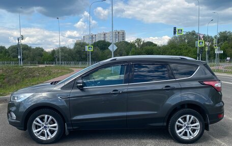 Ford Kuga III, 2018 год, 1 550 000 рублей, 2 фотография