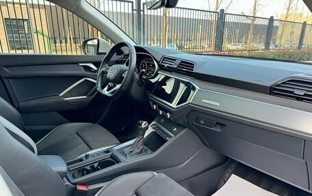 Audi Q3, 2023 год, 2 590 000 рублей, 9 фотография