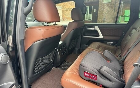 Toyota Land Cruiser 200, 2016 год, 6 350 000 рублей, 7 фотография