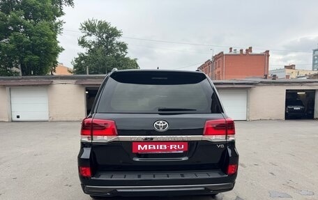Toyota Land Cruiser 200, 2016 год, 6 350 000 рублей, 6 фотография