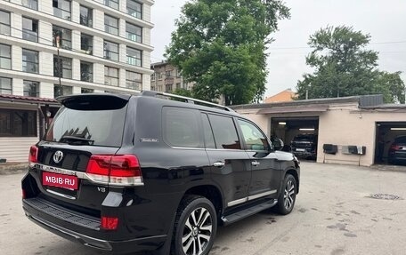 Toyota Land Cruiser 200, 2016 год, 6 350 000 рублей, 4 фотография