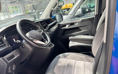 Volkswagen Multivan T6 рестайлинг, 2020 год, 3 550 000 рублей, 13 фотография
