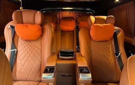 Mercedes-Benz V-Класс, 2025 год, 7 150 000 рублей, 12 фотография