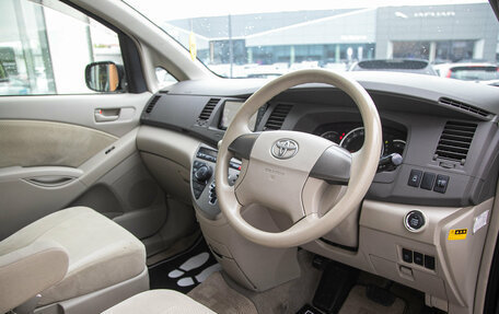 Toyota ISis I, 2012 год, 1 098 000 рублей, 19 фотография