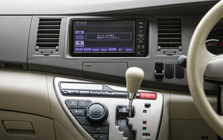 Toyota ISis I, 2012 год, 1 098 000 рублей, 18 фотография