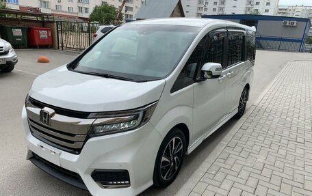 Honda Stepwgn IV, 2021 год, 1 950 000 рублей, 1 фотография