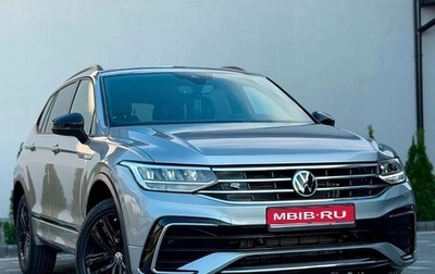 Volkswagen Tiguan II, 2020 год, 2 800 000 рублей, 1 фотография