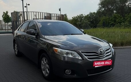Toyota Camry, 2009 год, 1 250 000 рублей, 2 фотография