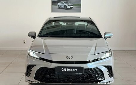 Toyota Camry, 2026 год, 4 200 000 рублей, 2 фотография
