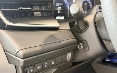 Toyota Camry, 2026 год, 4 200 000 рублей, 14 фотография