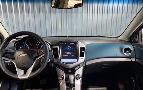 Chevrolet Cruze II, 2012 год, 749 900 рублей, 8 фотография
