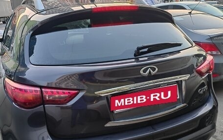 Infiniti QX70, 2015 год, 1 850 000 рублей, 1 фотография