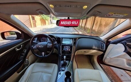 Infiniti Q50 I рестайлинг, 2014 год, 1 900 000 рублей, 17 фотография