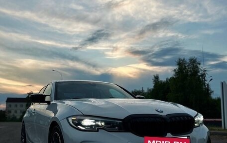 BMW 3 серия, 2020 год, 3 400 000 рублей, 3 фотография