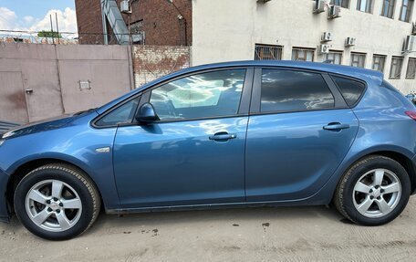 Opel Astra J, 2014 год, 650 000 рублей, 3 фотография