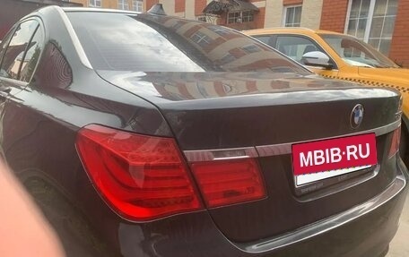 BMW 7 серия, 2010 год, 1 330 000 рублей, 3 фотография