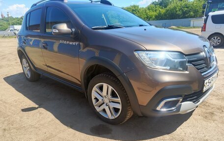 Renault Sandero II рестайлинг, 2019 год, 1 080 000 рублей, 4 фотография
