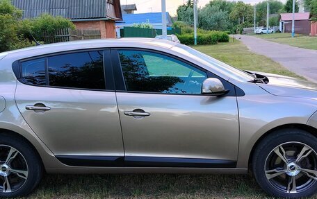 Renault Megane III, 2011 год, 730 000 рублей, 2 фотография