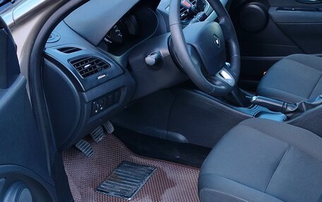 Renault Megane III, 2011 год, 730 000 рублей, 10 фотография