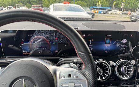Mercedes-Benz GLB, 2020 год, 4 000 000 рублей, 3 фотография