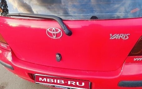 Toyota Yaris I рестайлинг, 2003 год, 350 000 рублей, 7 фотография