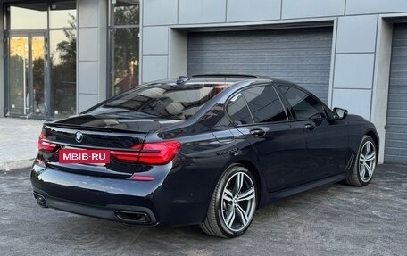 BMW 7 серия, 2017 год, 3 780 000 рублей, 14 фотография