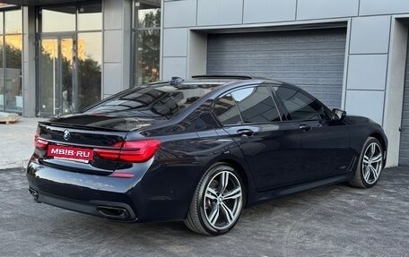 BMW 7 серия, 2017 год, 3 780 000 рублей, 15 фотография