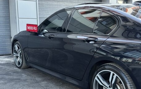 BMW 7 серия, 2017 год, 3 780 000 рублей, 26 фотография