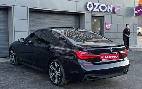 BMW 7 серия, 2017 год, 3 780 000 рублей, 20 фотография