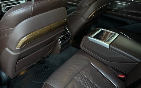 BMW 7 серия, 2017 год, 3 780 000 рублей, 40 фотография