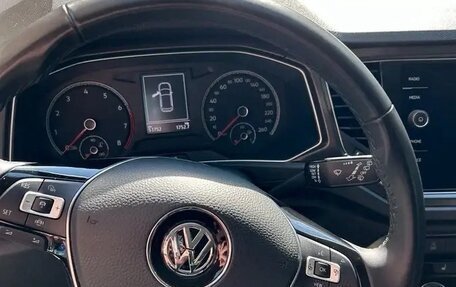 Volkswagen T-Roc I, 2022 год, 1 820 000 рублей, 11 фотография