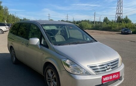 Nissan Presage II, 2005 год, 490 000 рублей, 2 фотография