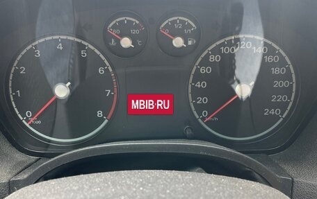 Ford Focus II рестайлинг, 2005 год, 400 000 рублей, 2 фотография