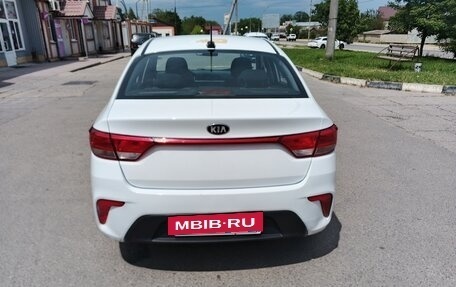 KIA Rio IV, 2020 год, 850 000 рублей, 2 фотография