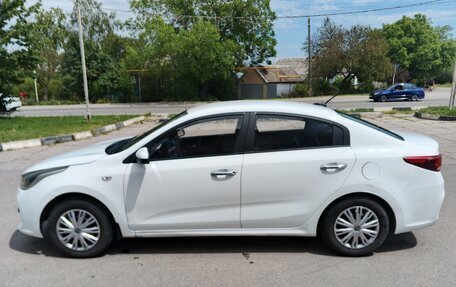 KIA Rio IV, 2020 год, 850 000 рублей, 3 фотография