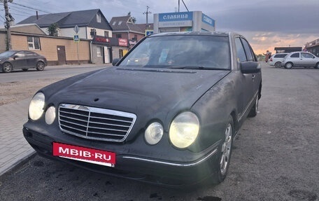 Mercedes-Benz E-Класс, 1999 год, 280 000 рублей, 2 фотография