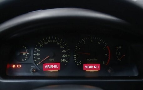 Toyota Avensis III рестайлинг, 2000 год, 290 000 рублей, 16 фотография