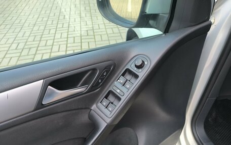 Volkswagen Golf VI, 2011 год, 600 000 рублей, 14 фотография